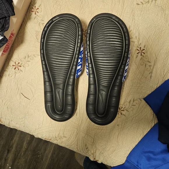 Nike Blue and Black Slide Sandals - Picture 2 of 3